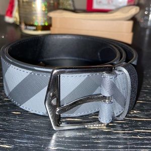 • Men’s Burberry Belt • Size 85 • Never Worn •